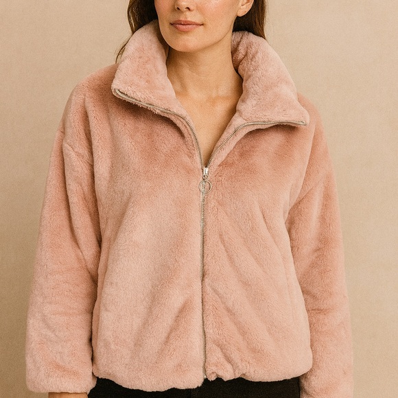 Gorgeous Plush Soft Jacket The Lindsi - Picture 3 of 15